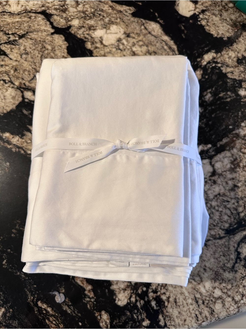 BOLL & BRANCH Reserve sheet set - KING - Picture 2 of 11